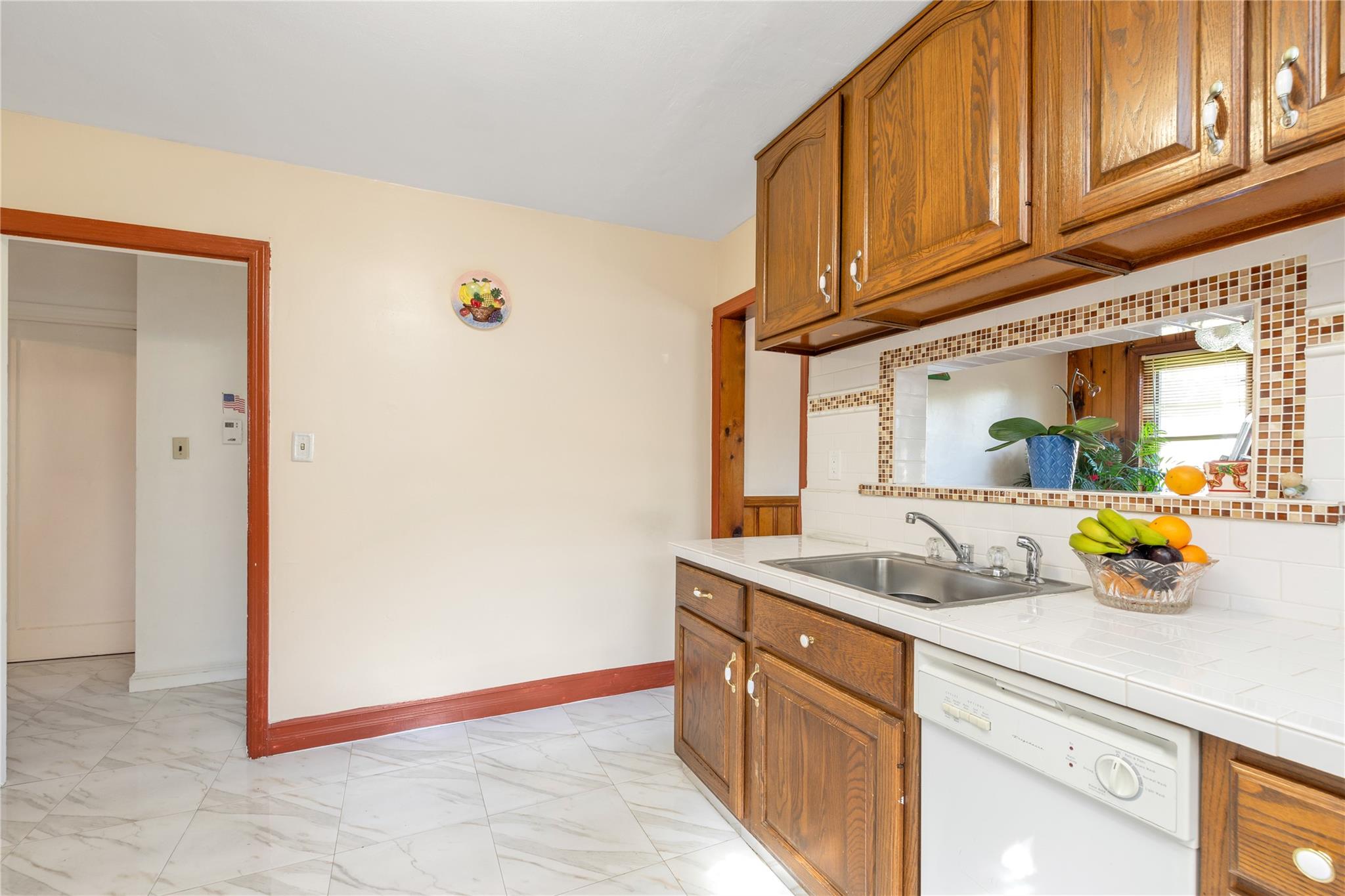 597 Stratford Road, Baldwin, New York image 10