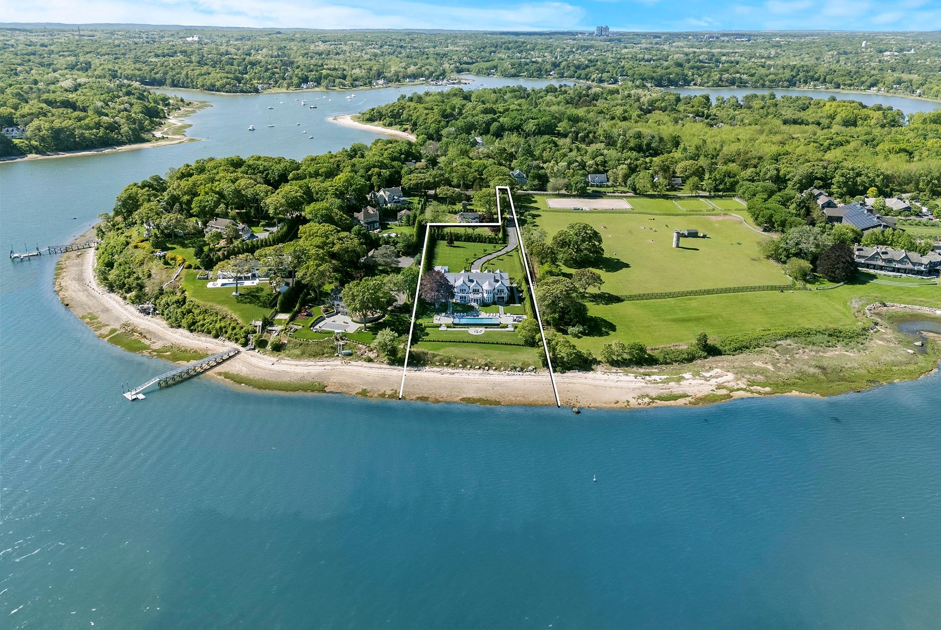 25 Brewster Lane, East Setauket, New York image 47