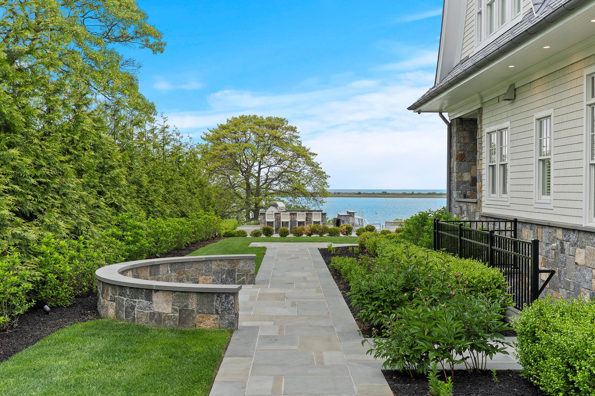 25 Brewster Lane, East Setauket, New York image 41