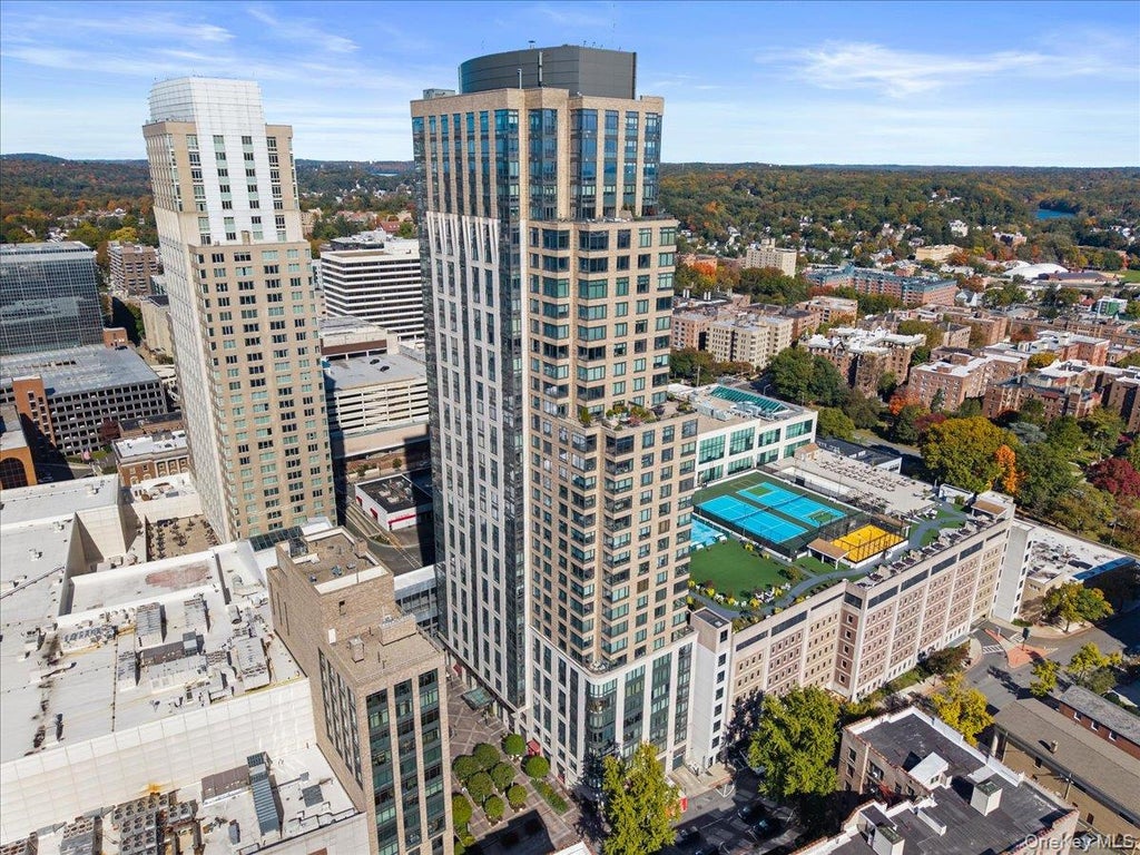 Photo of 10 City Place #25F, White Plains, NY 10601 (MLS # 1050893)