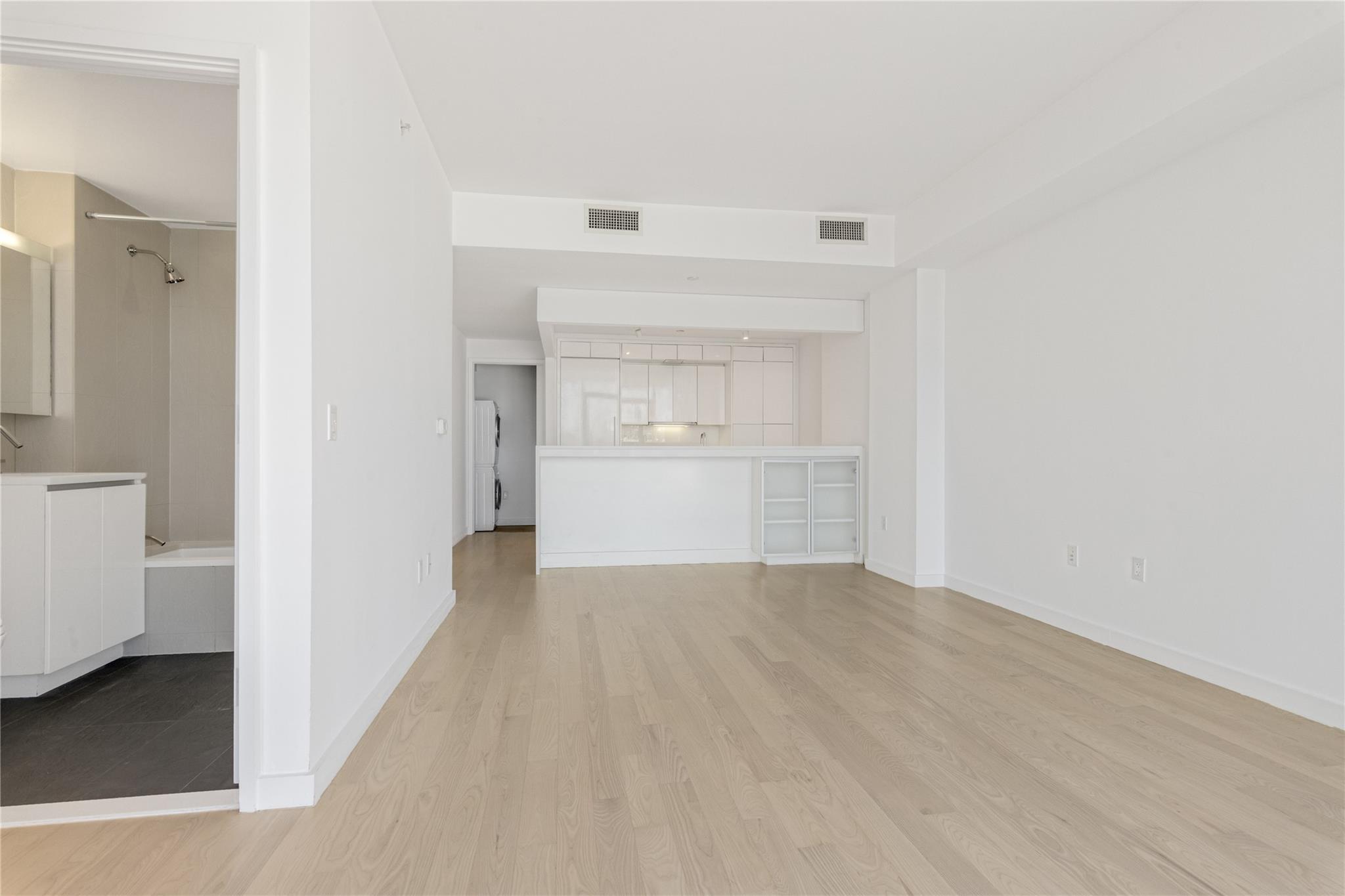 50 Franklin Street 14B
