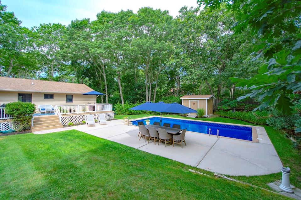 34 Wards Path, Hampton Bays, New York image 15