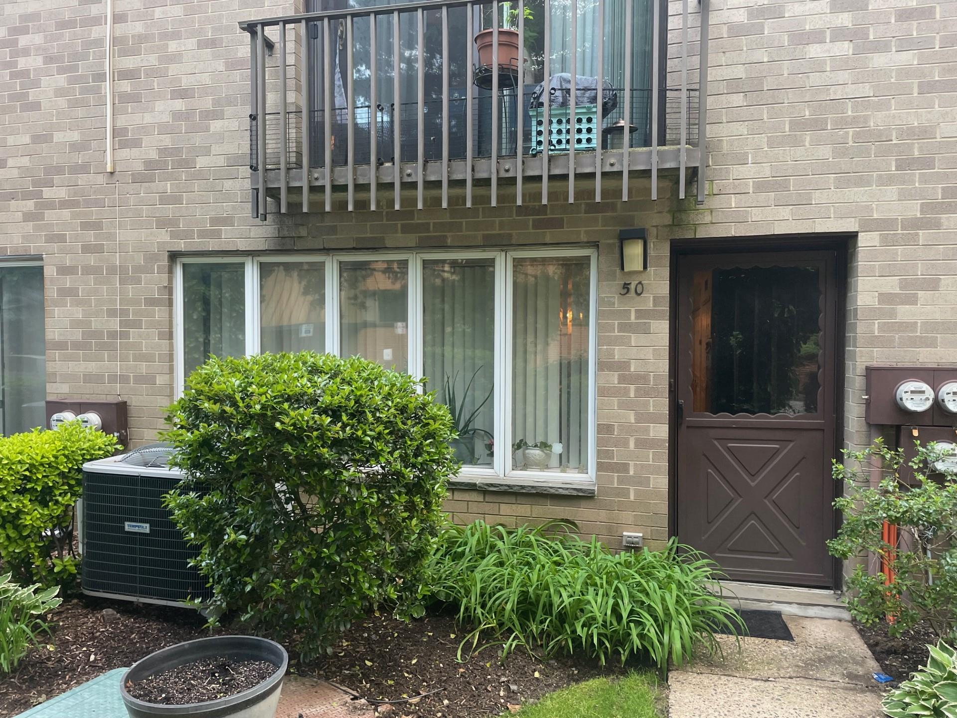 200 Hilton Avenue #50, Hempstead, New York image 2