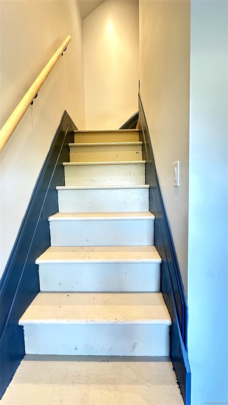 Poughkeepsie, New York 12601, United States, 2 Bedrooms Bedrooms, ,2 BathroomsBathrooms,Residential,Active,206769