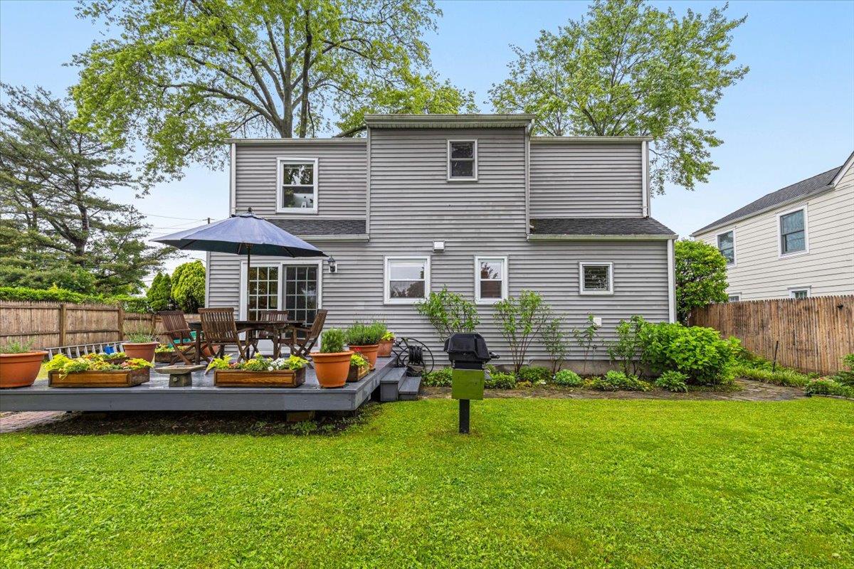 69 Howard Avenue, Eastchester, New York image 21