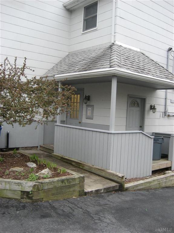 Rental Property at E Main Street 2C, Shrub Oak, New York - Bedrooms: 1 
Bathrooms: 1 
Rooms: 3  - $1,800 MO.