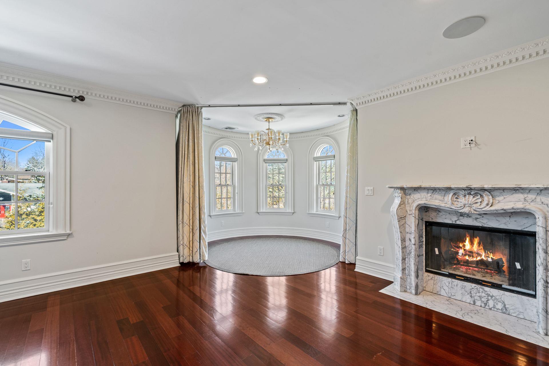 28 Whitney Circle, Glen Cove, New York image 25