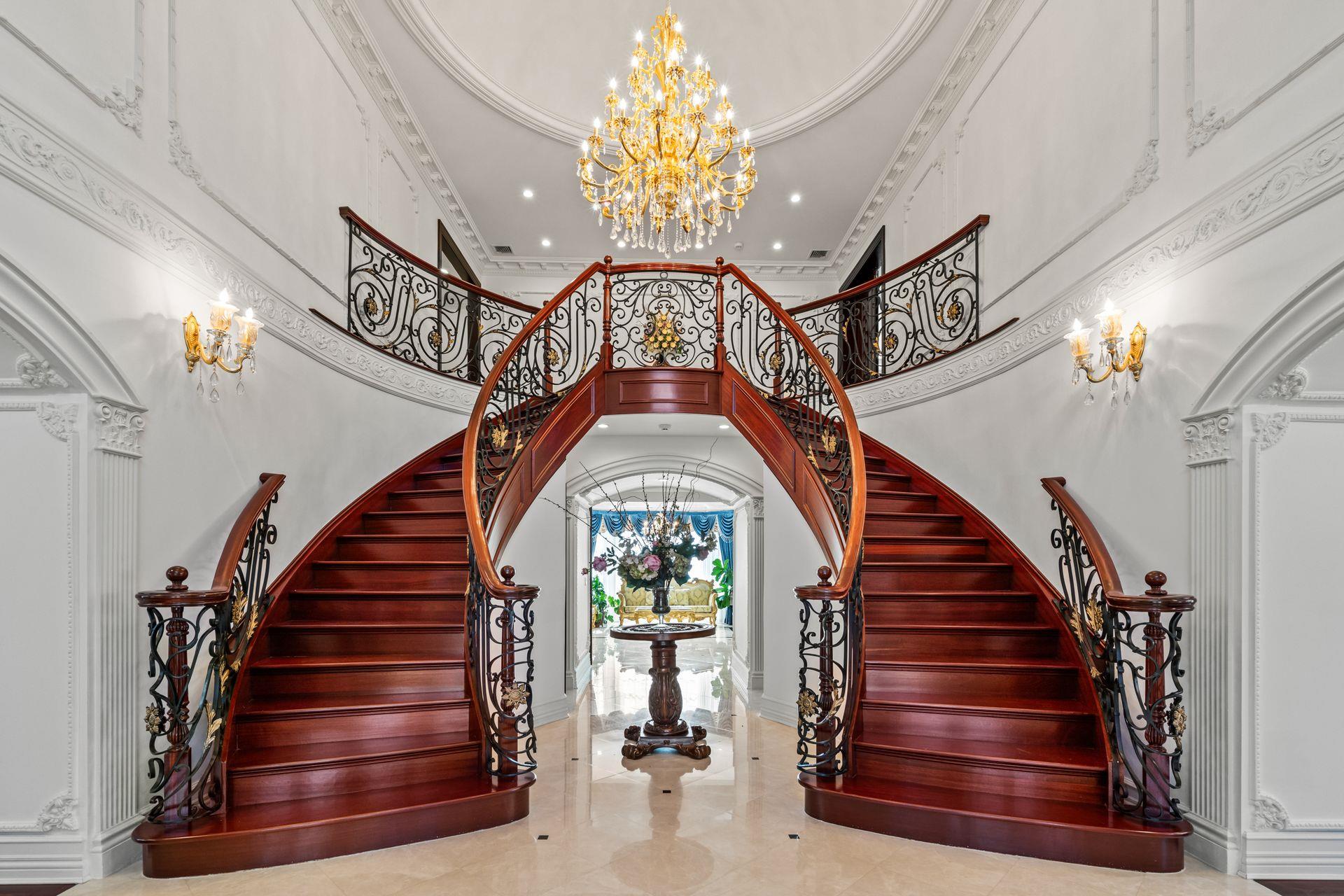 28 Whitney Circle, Glen Cove, New York image 3