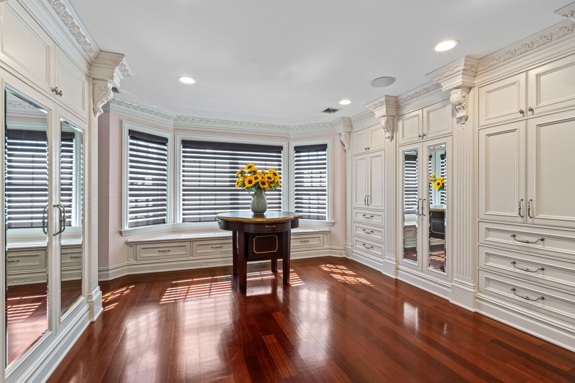 28 Whitney Circle, Glen Cove, New York image 20