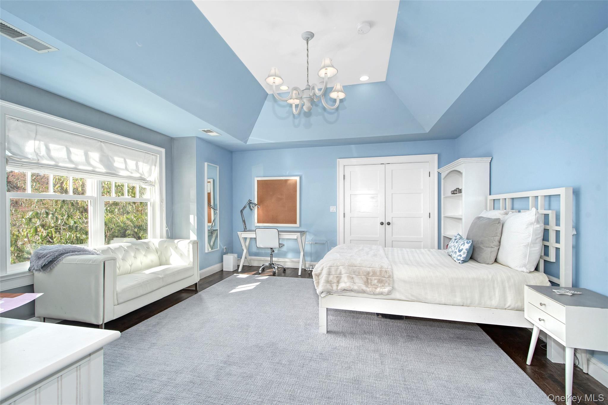 Chappaqua, New York 10514, United States, 4 Bedrooms Bedrooms, ,6 BathroomsBathrooms,Residential,Coming Soon,162189