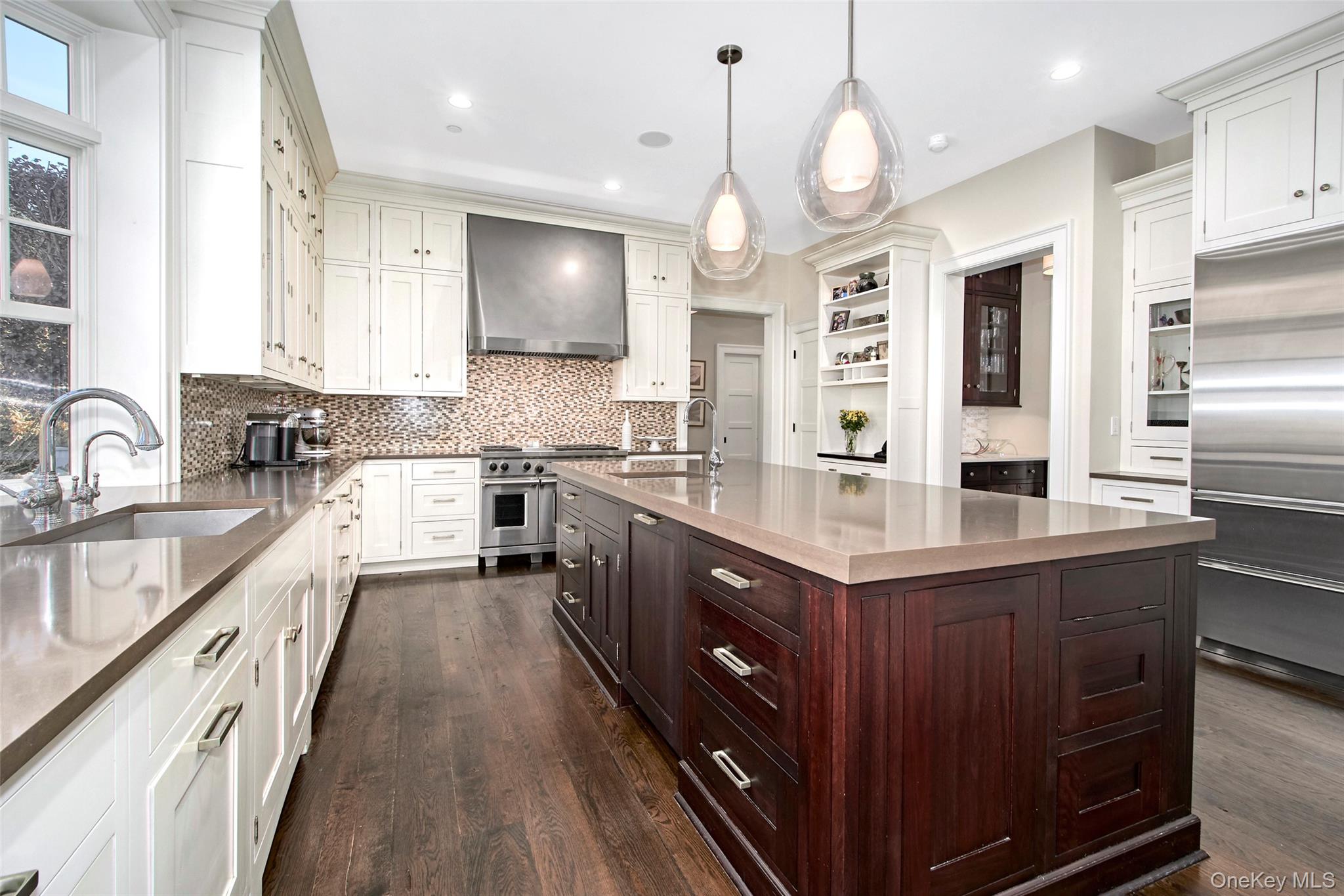 Chappaqua, New York 10514, United States, 4 Bedrooms Bedrooms, ,6 BathroomsBathrooms,Residential,Coming Soon,162189