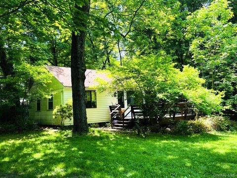 3300 Baker Street 16 Mohegan Lake NY 10547