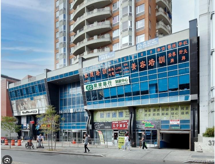 37-20 Prince Street 1F