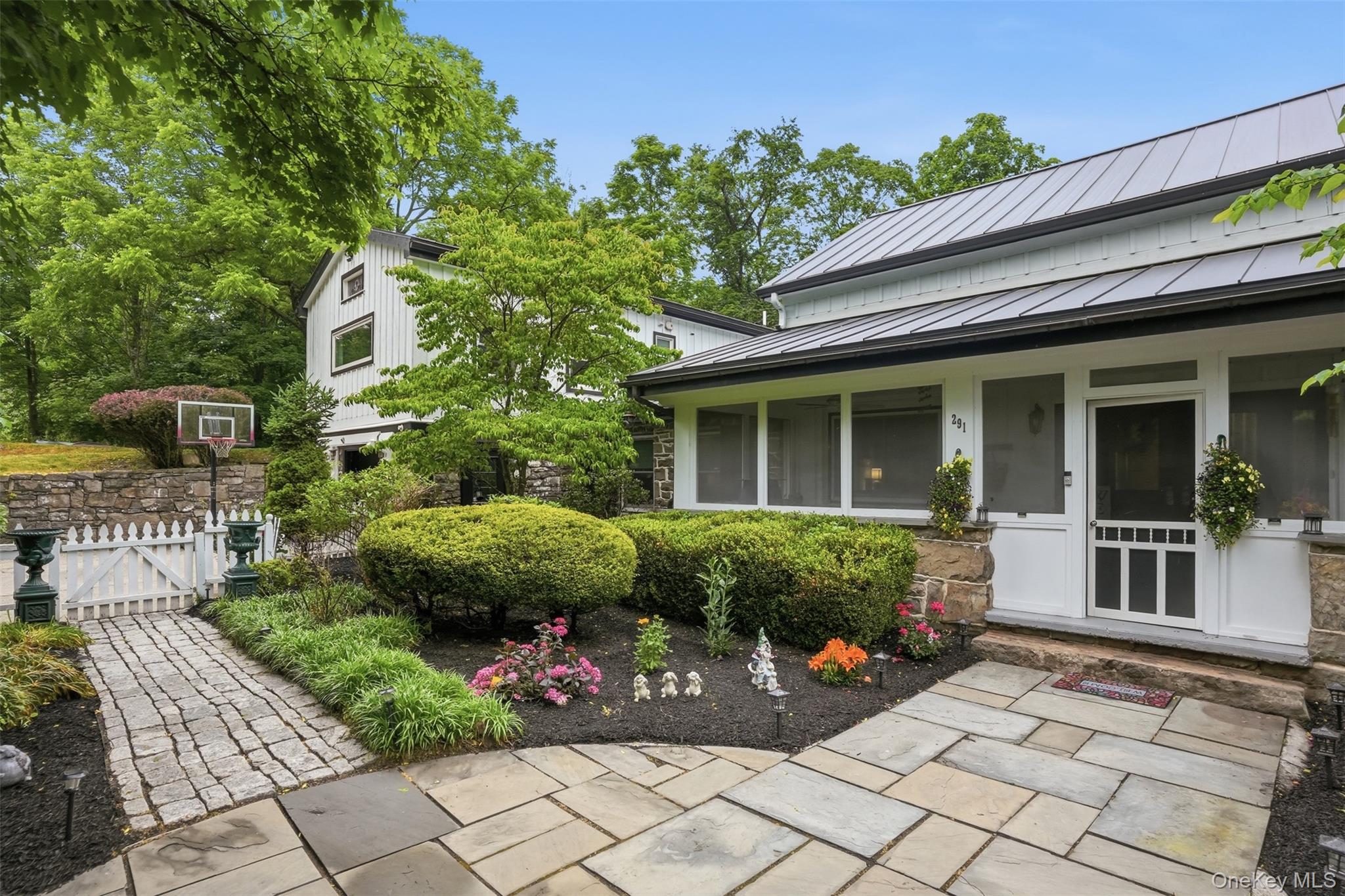 291 Comfort Trail