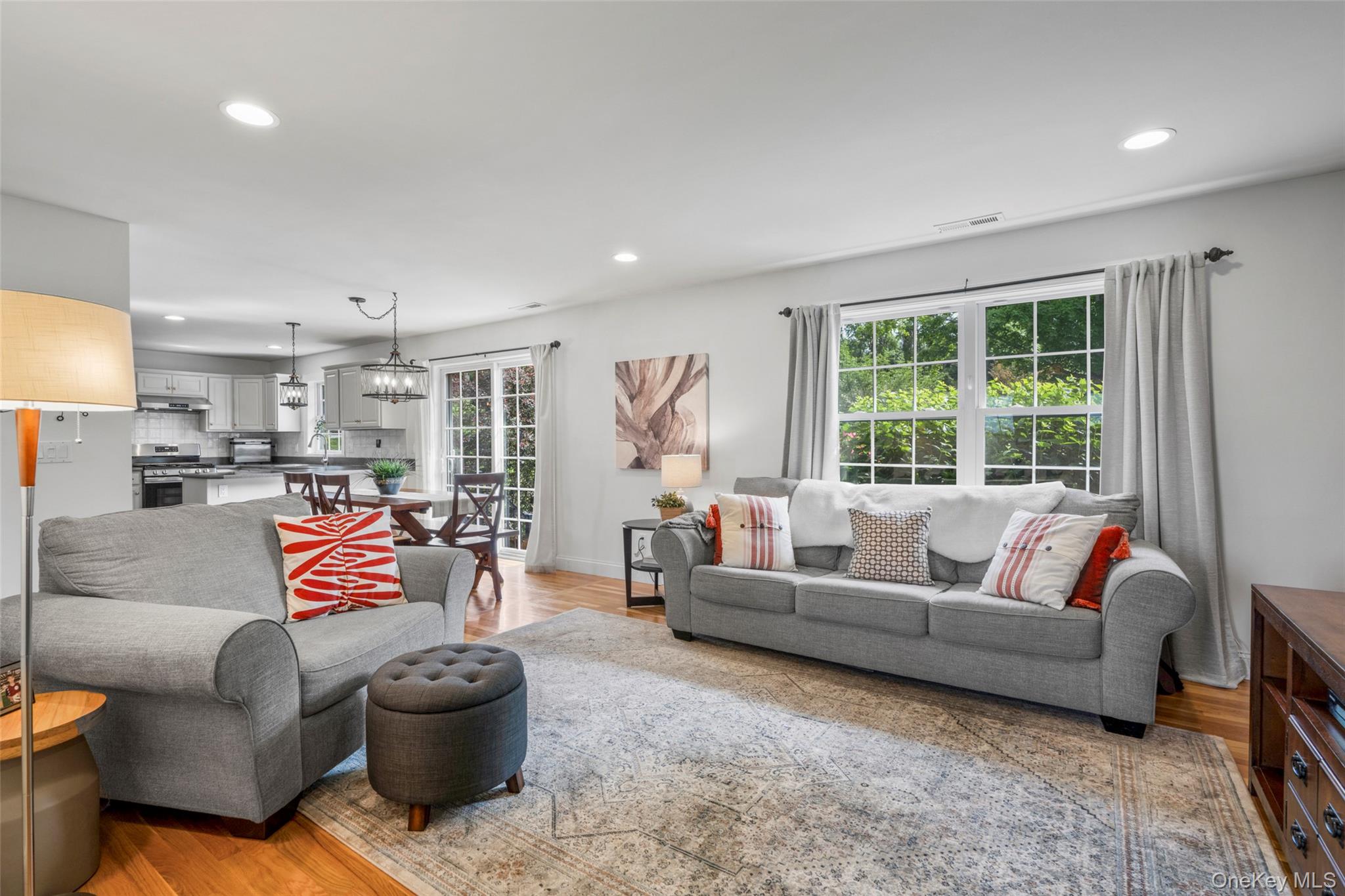 Poughkeepsie, New York 12603, United States, 4 Bedrooms Bedrooms, ,3 BathroomsBathrooms,Residential,Active,154091