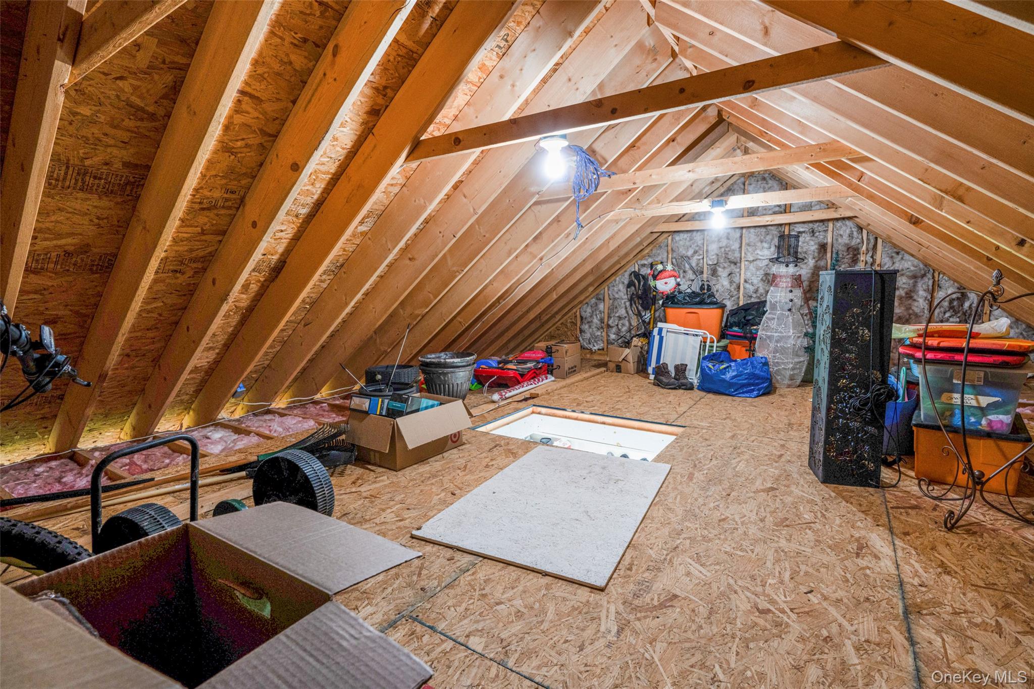 Poughkeepsie, New York 12603, United States, 4 Bedrooms Bedrooms, ,3 BathroomsBathrooms,Residential,Active,154091