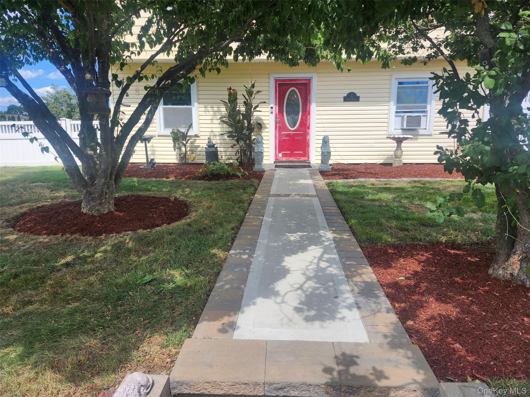 3 Brook Lane