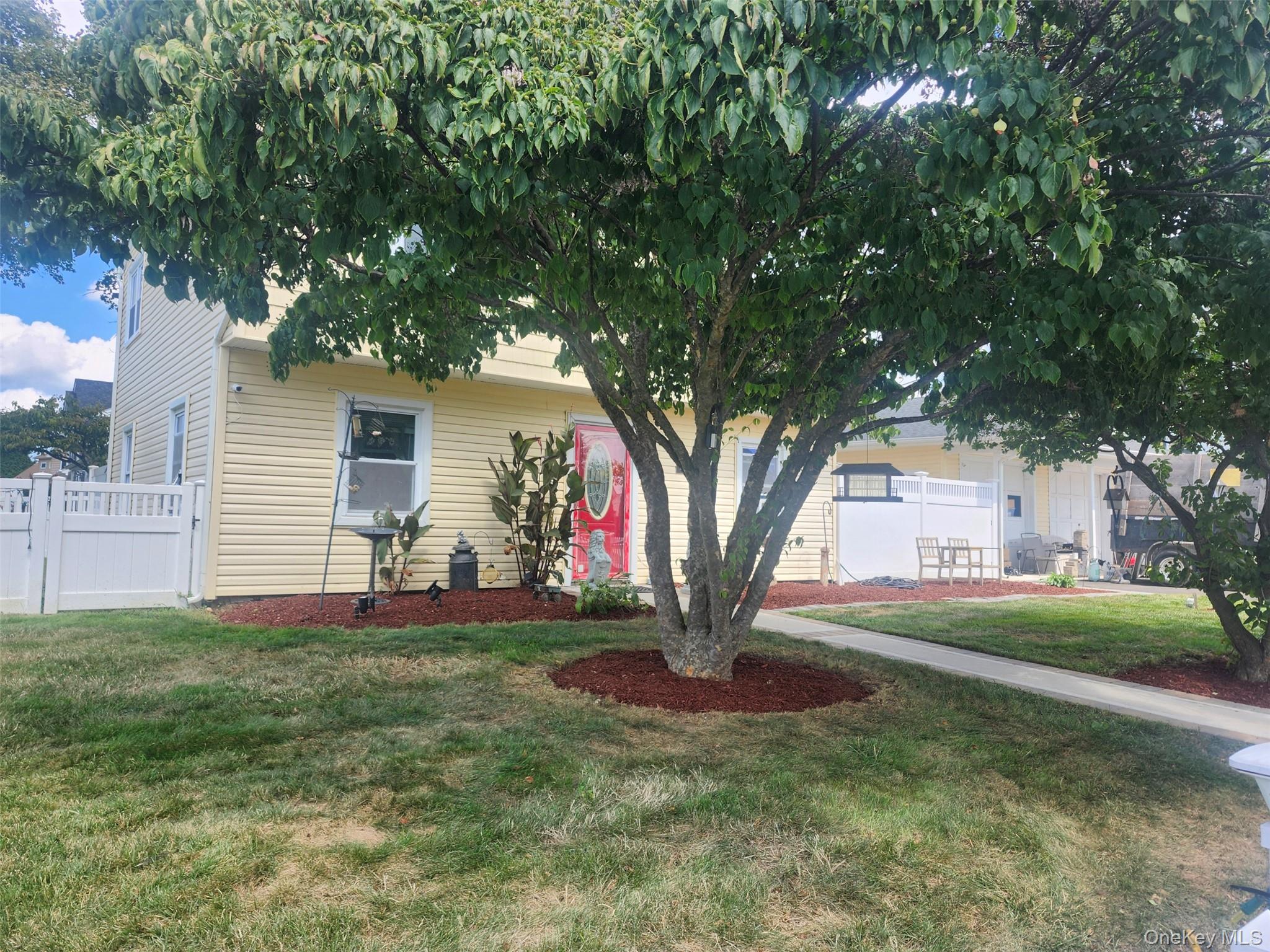 3 Brook Lane
