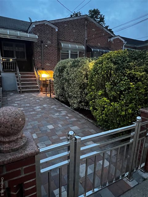 2546 Wilson Avenue Bronx NY 10469