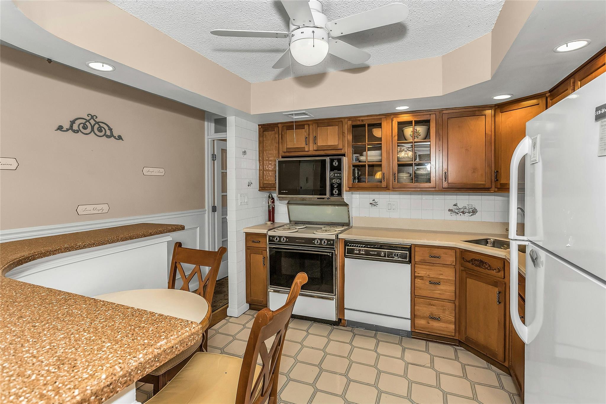 71-14 Sutton Place #1, Fresh Meadows, New York image 12