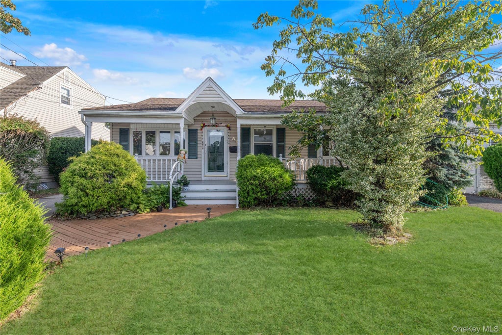 Photo of 84 5th Street, New Hyde Park, NY 11040 (MLS # 1061809)
