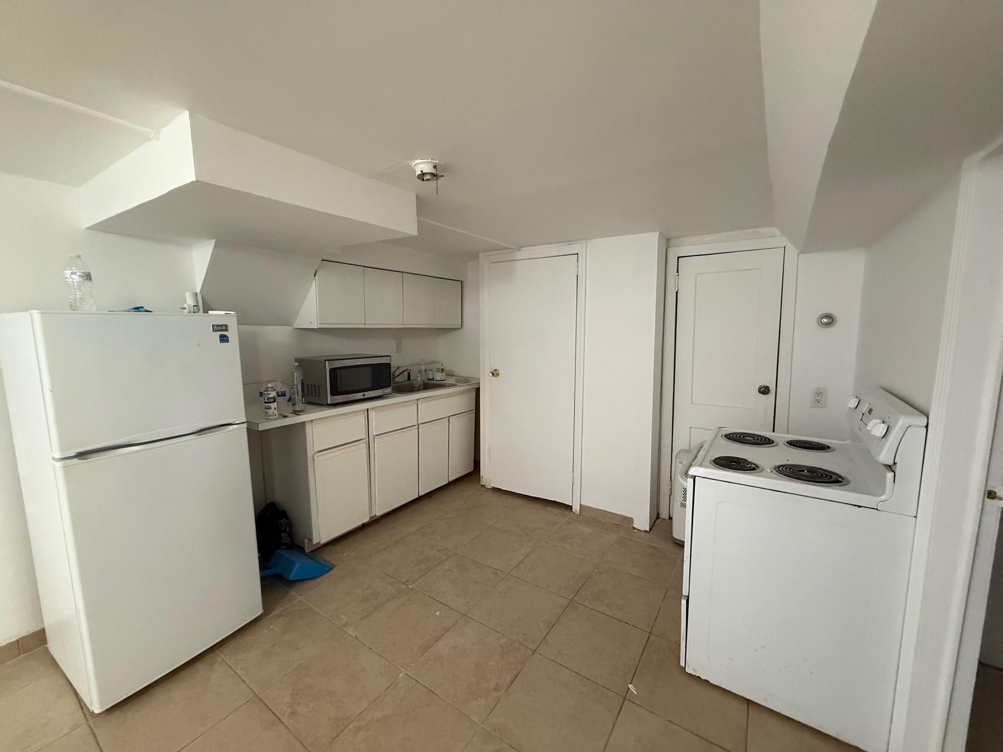 215 Audley Court, Copiague, New York image 28