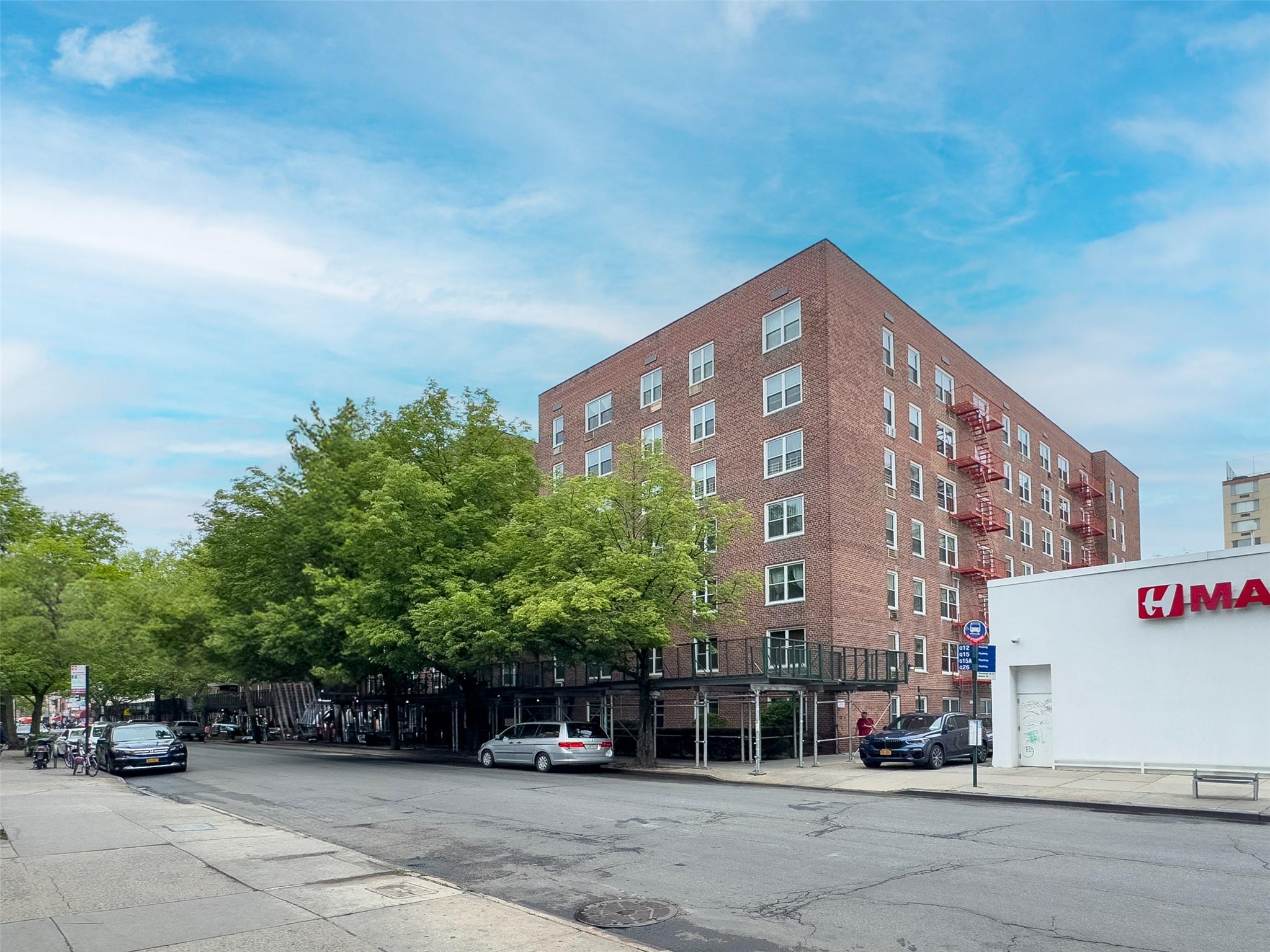 142-05 Roosevelt Avenue #331, Flushing, New York image 12