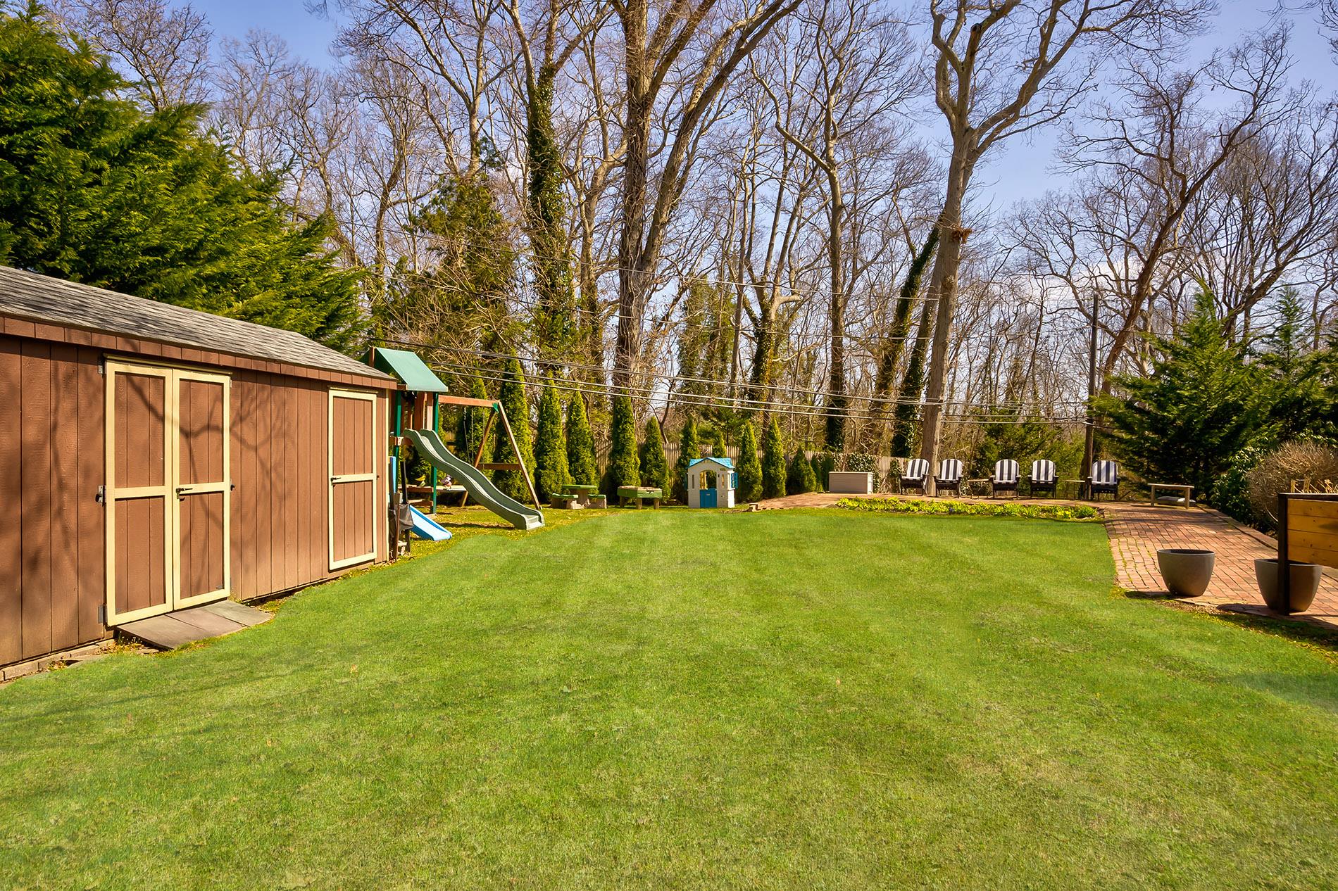 16 Bridle Lane, South Huntington, New York image 34
