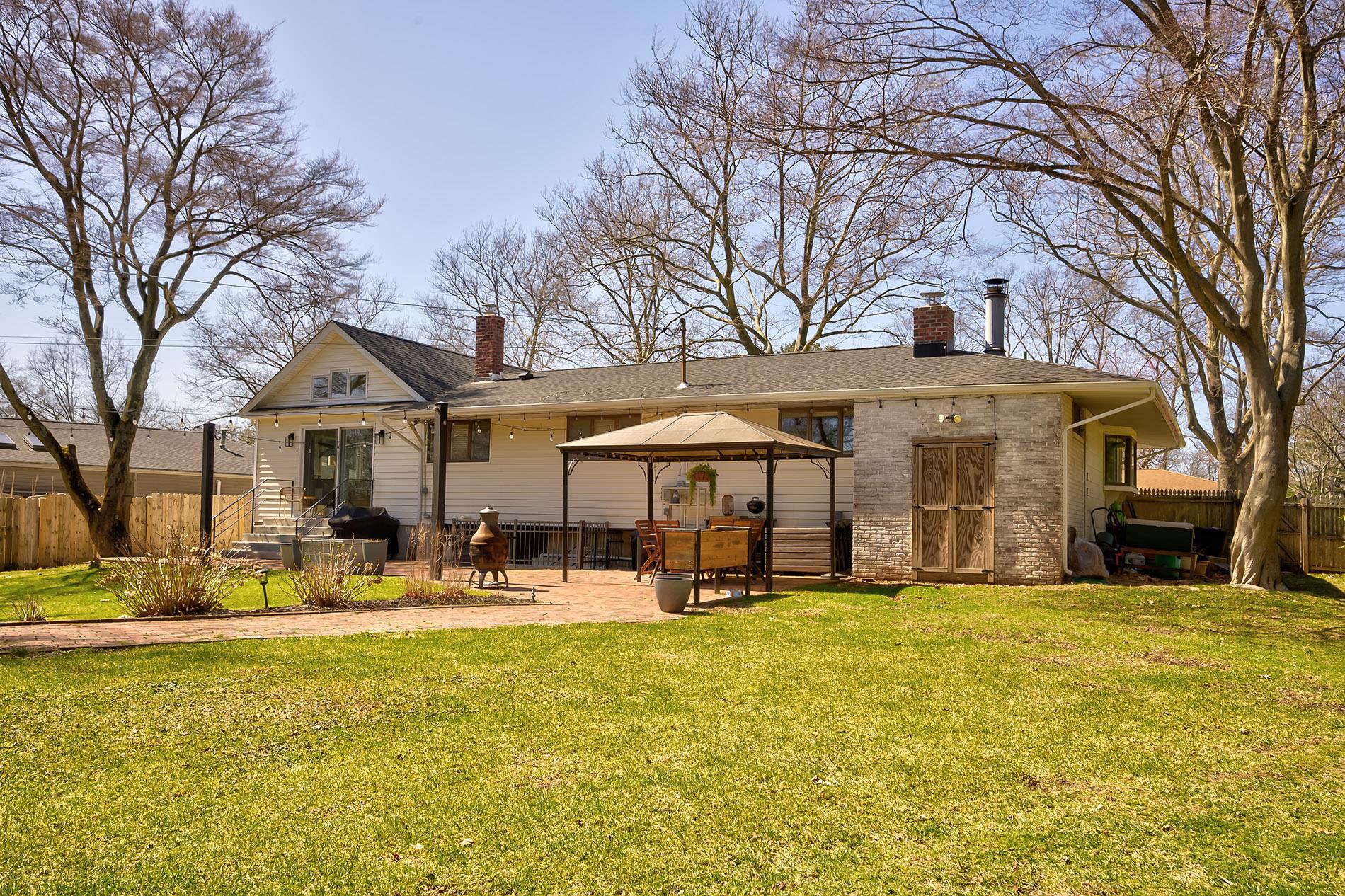 16 Bridle Lane, South Huntington, New York image 32
