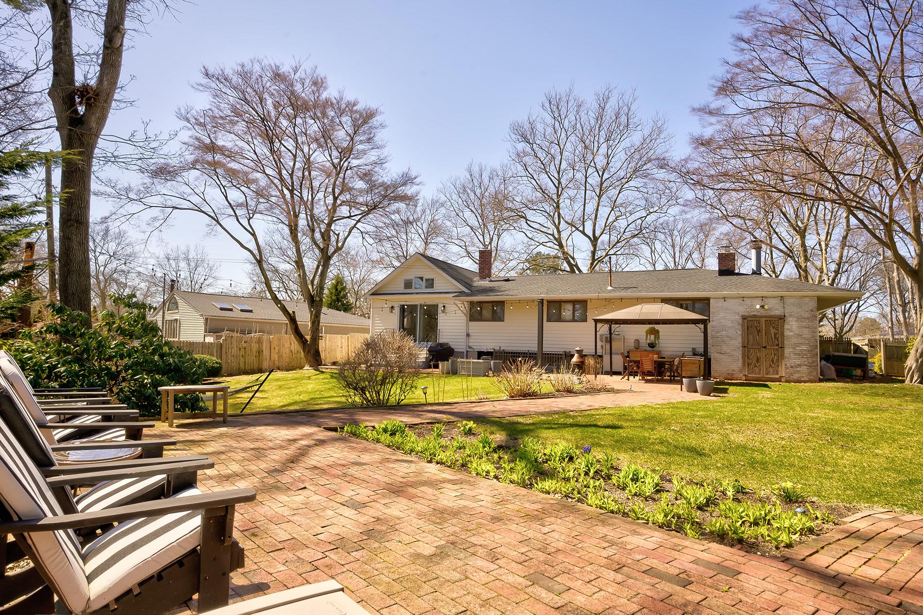 16 Bridle Lane, South Huntington, New York image 35