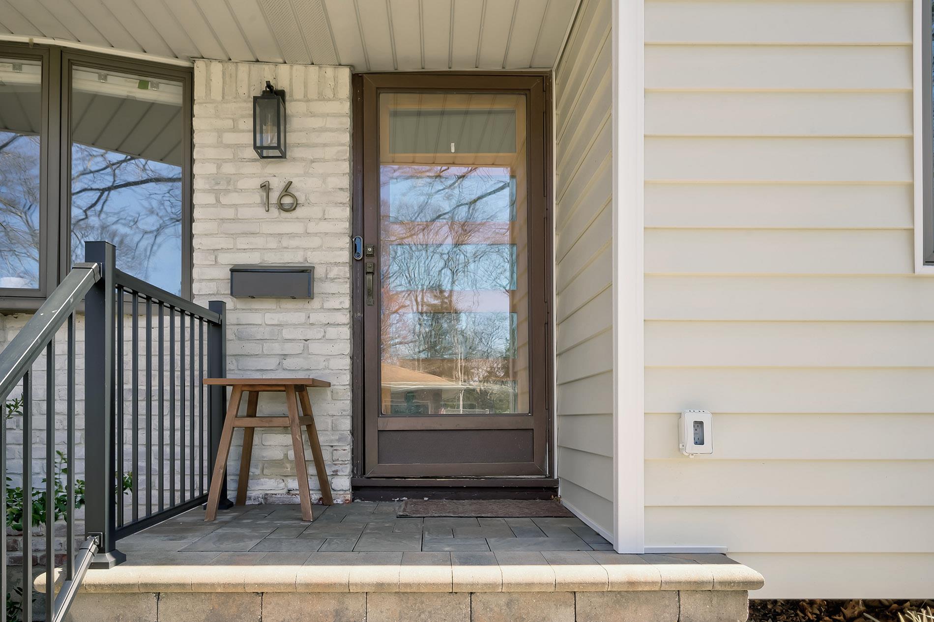 16 Bridle Lane, South Huntington, New York image 5
