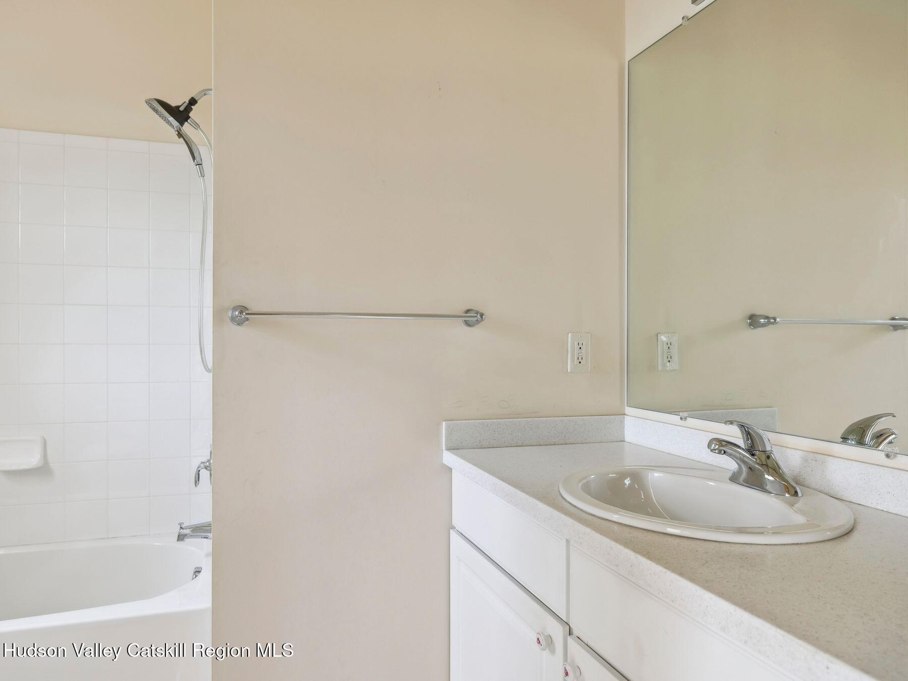 212 Commons Lane, Saugerties, New York image 15