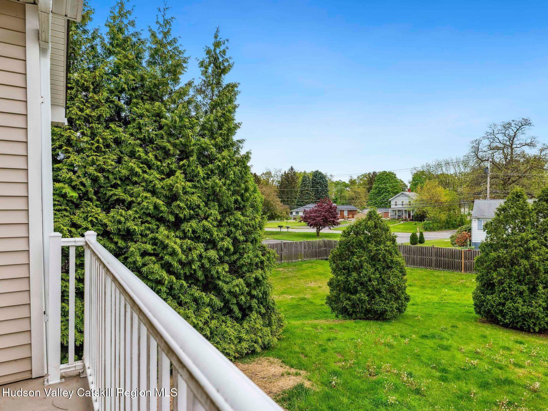 212 Commons Lane, Saugerties, New York image 2