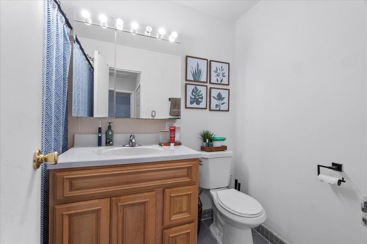 Oceanside, New York 11572, United States, 2 Bedrooms Bedrooms, ,2 BathroomsBathrooms,Residential,Active,175702