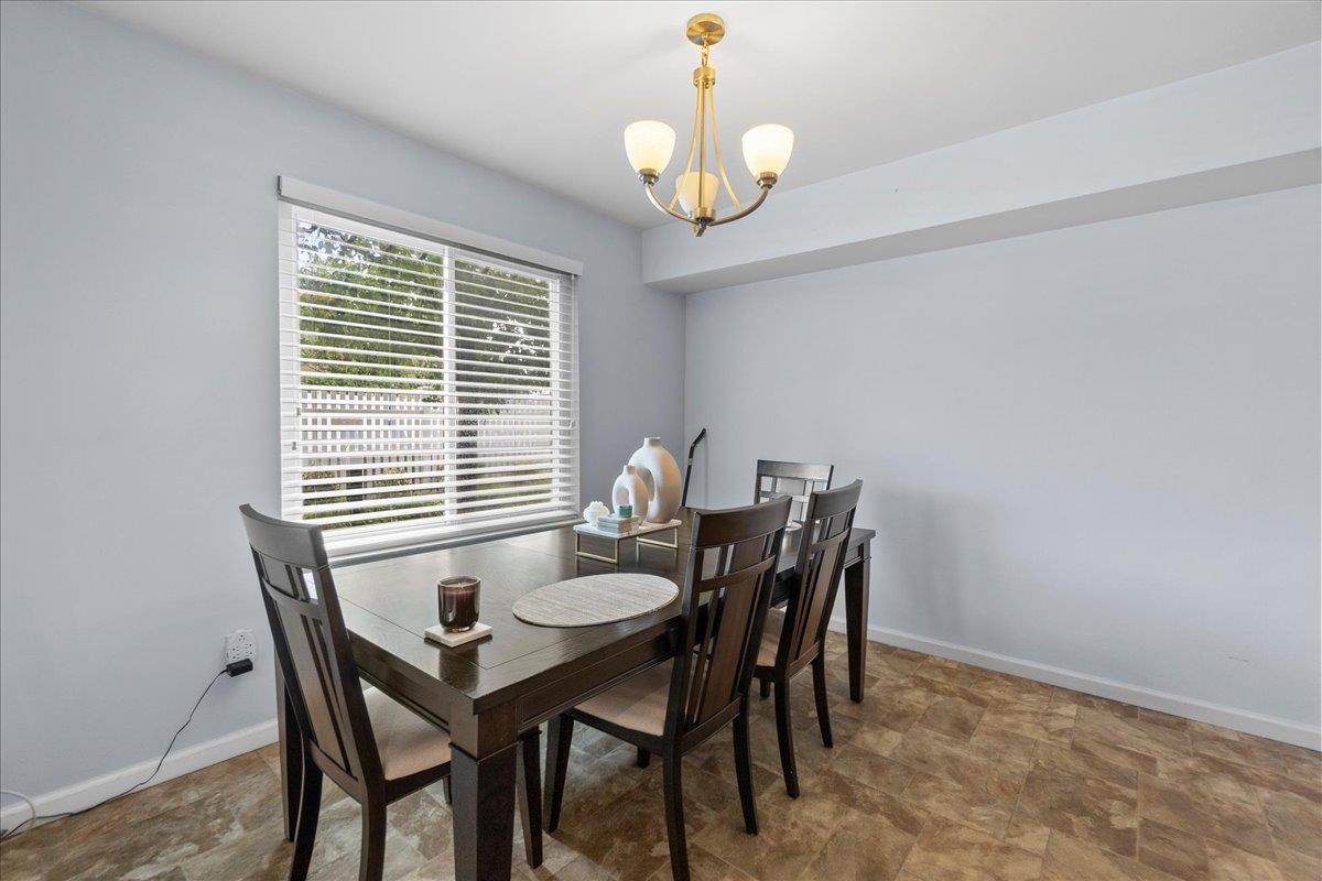 Oceanside, New York 11572, United States, 2 Bedrooms Bedrooms, ,2 BathroomsBathrooms,Residential,Active,175702