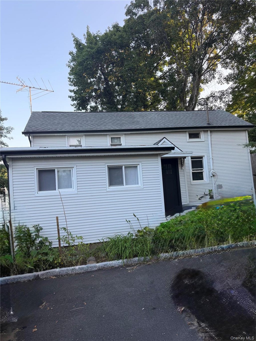 Photo of 66 Valentine Street, Glen Cove, NY 11542 (MLS # 1044147)