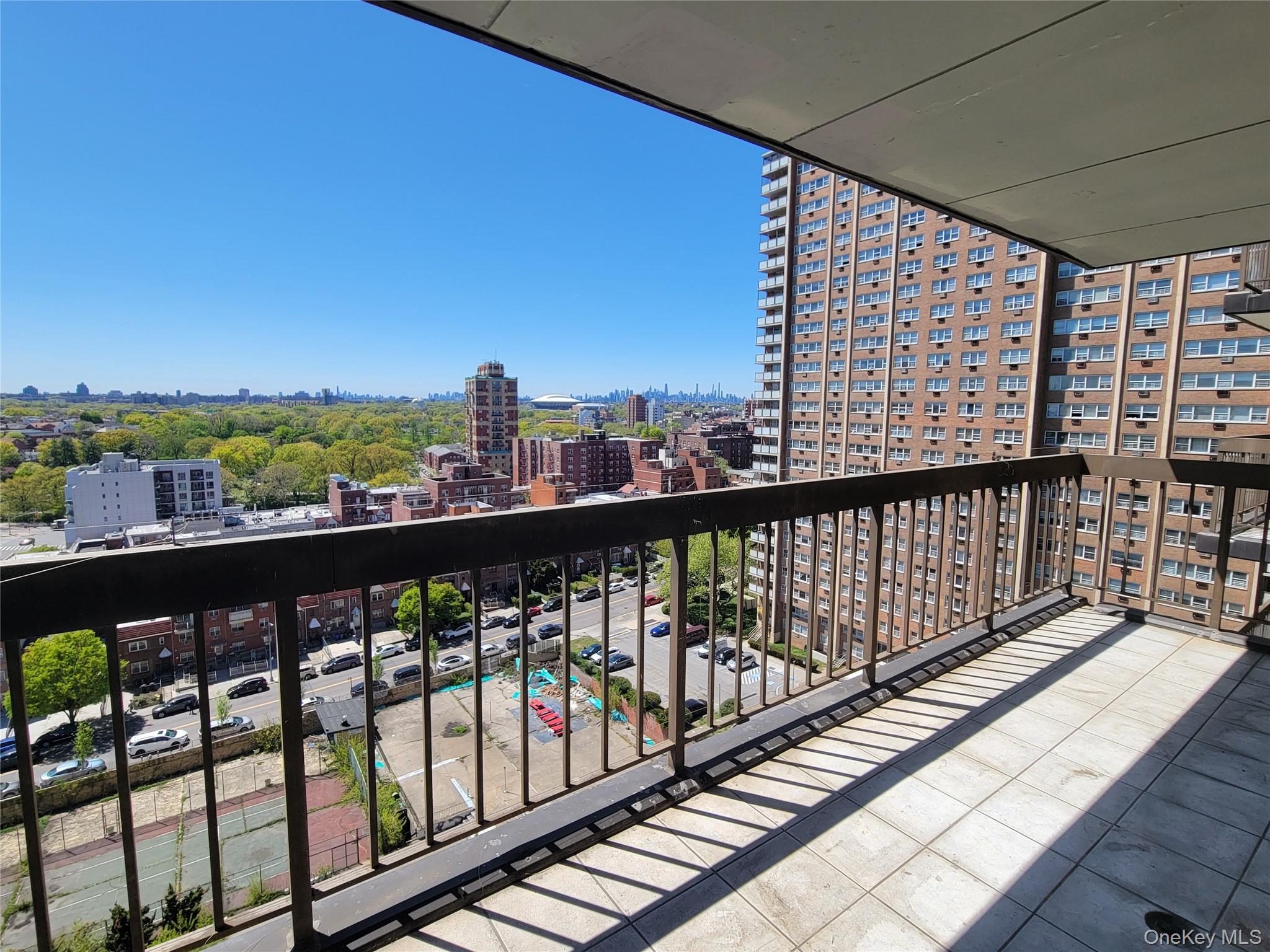 138-35 Elder Avenue 14K - Photo 4