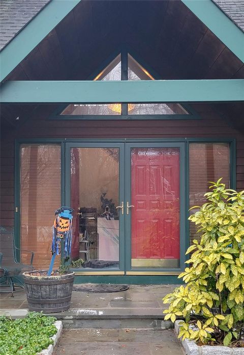 4 Greenlawn Road Cortlandt Manor NY 10567