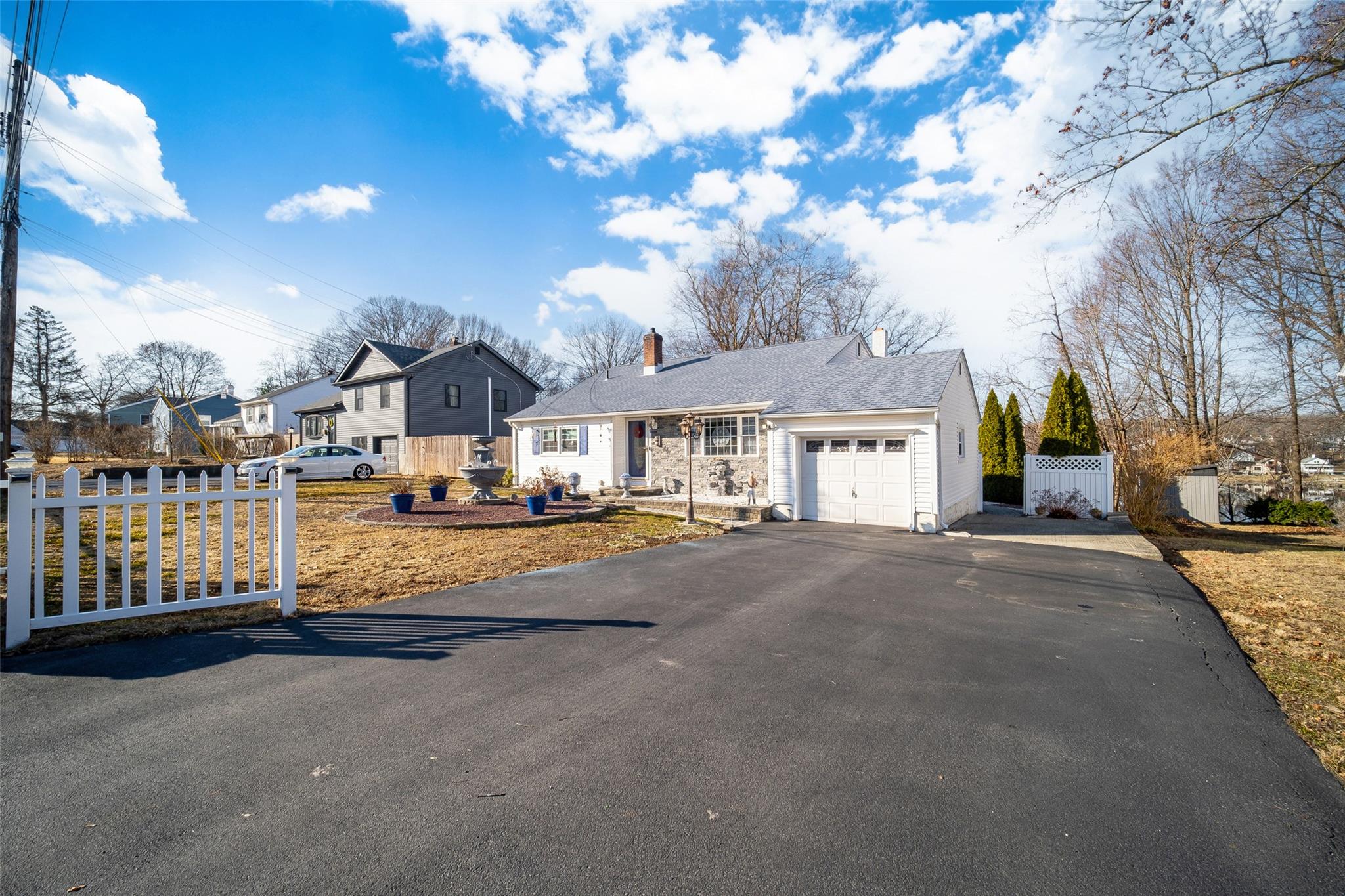9 Liss Road, Wappingers Falls, New York image 3