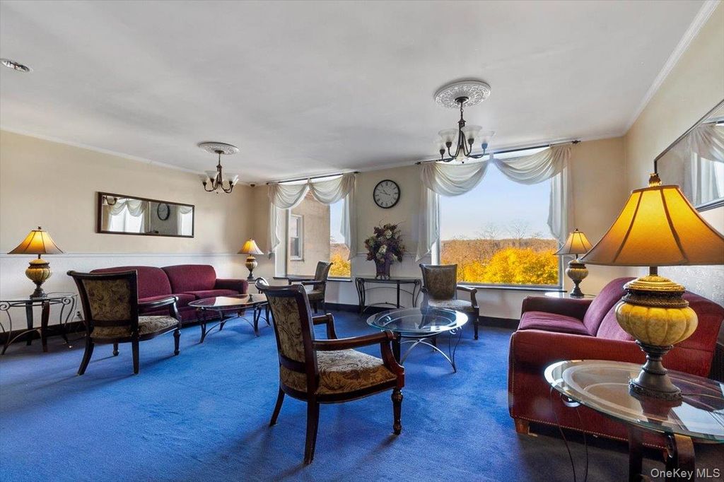 Photo of 279 N BROADWAY #6C, Yonkers, NY 10701 (MLS # 941081)