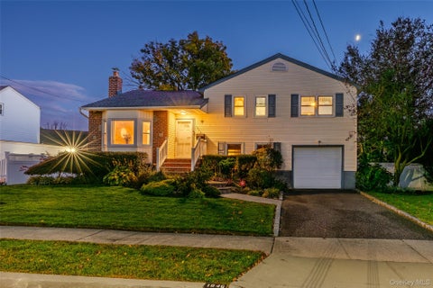 Photo of 1846 Casper Avenue, East Meadow, NY 11554 (MLS # 1065264)