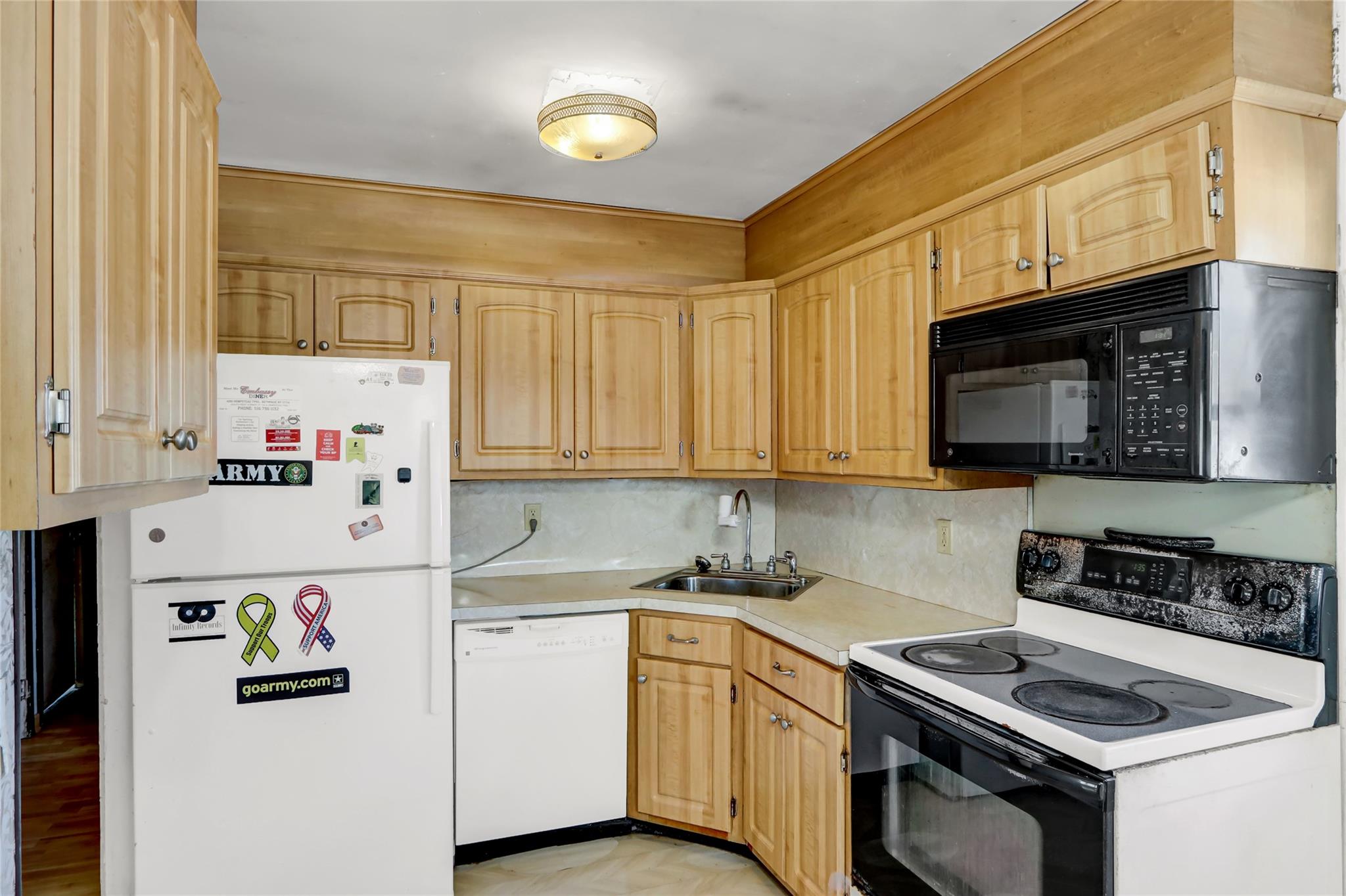 369 N Idaho Avenue, Massapequa, New York image 8