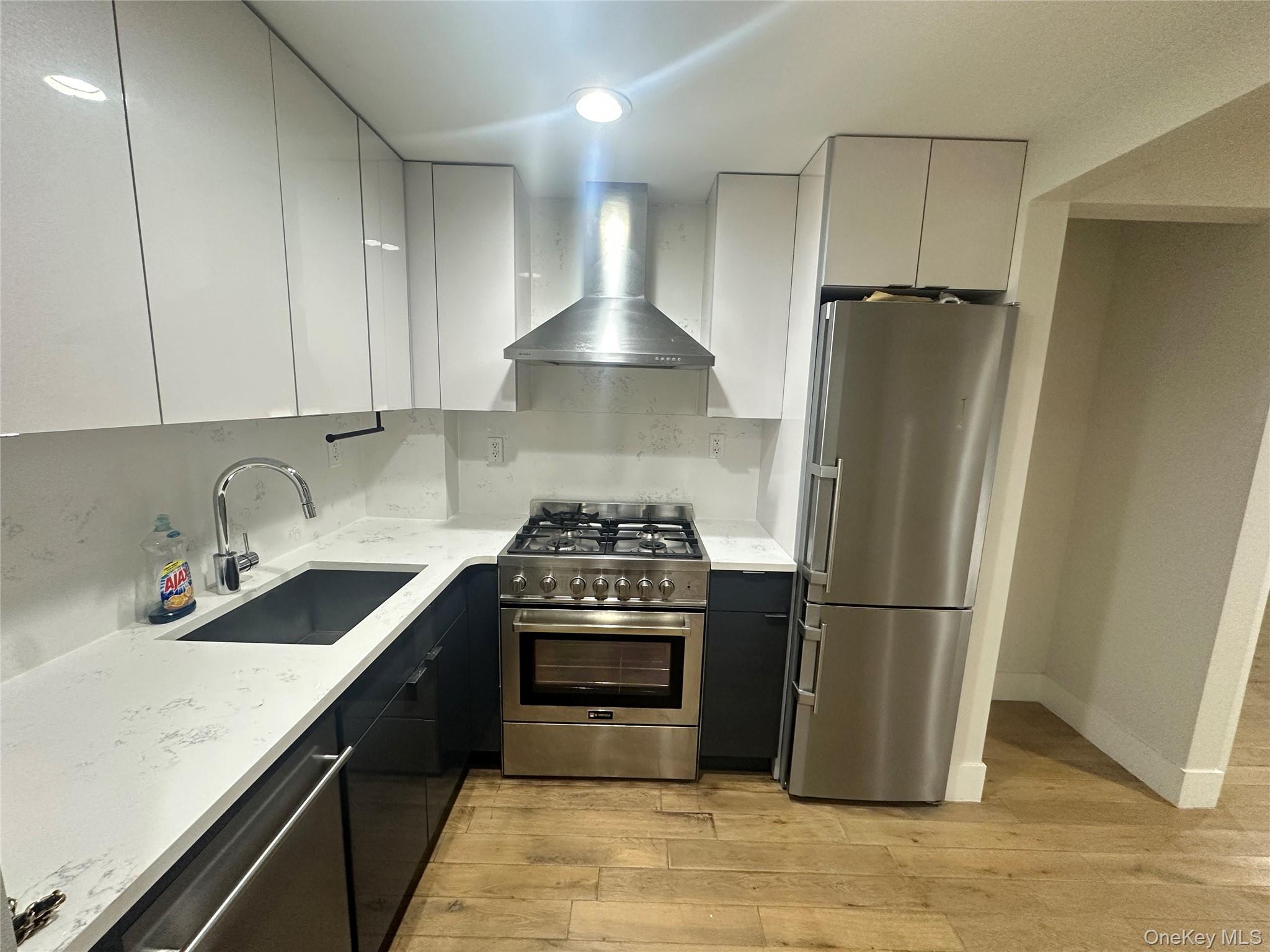 2705 41st Avenue 3G