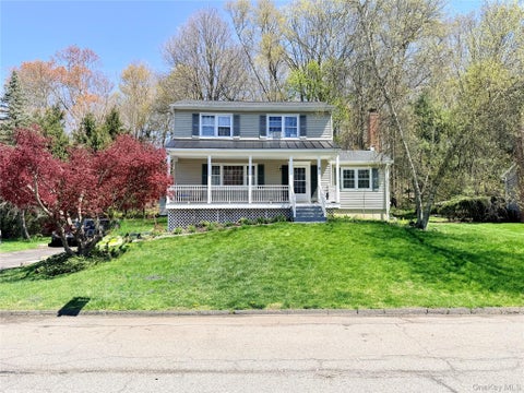 Homes For Sale - 8 Noel Court<br/> Brewster, NY 10509