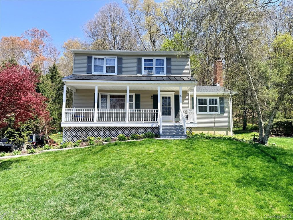 Photo of 8 Noel Court, Brewster, NY 10509 (MLS # 991674)