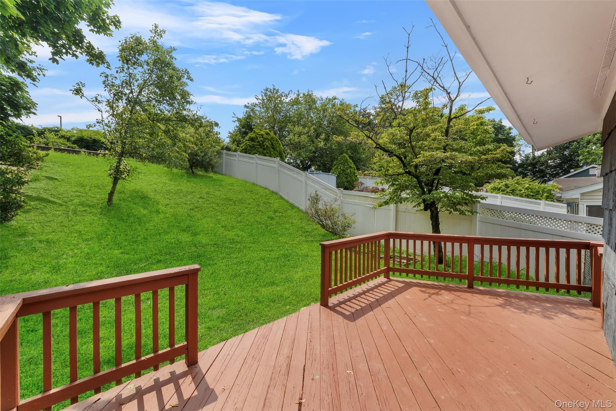 Croton-On-Hudson, New York 10520, United States, 4 Bedrooms Bedrooms, ,2 BathroomsBathrooms,Residential,Active,151448