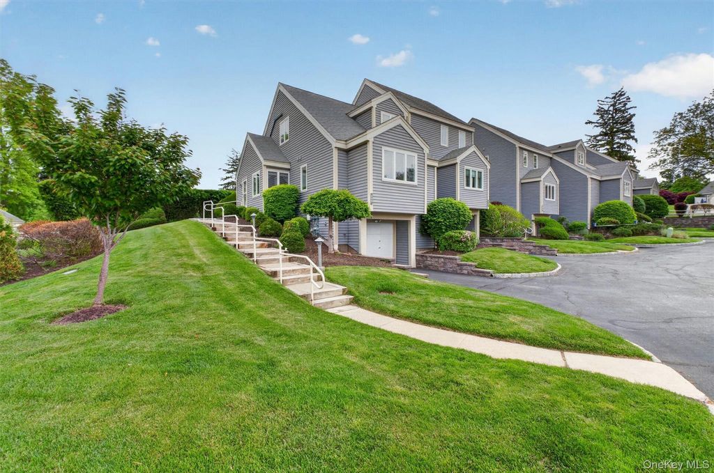 Photo of 115 Fields Lane, Peekskill, NY 10566 (MLS # 983961)