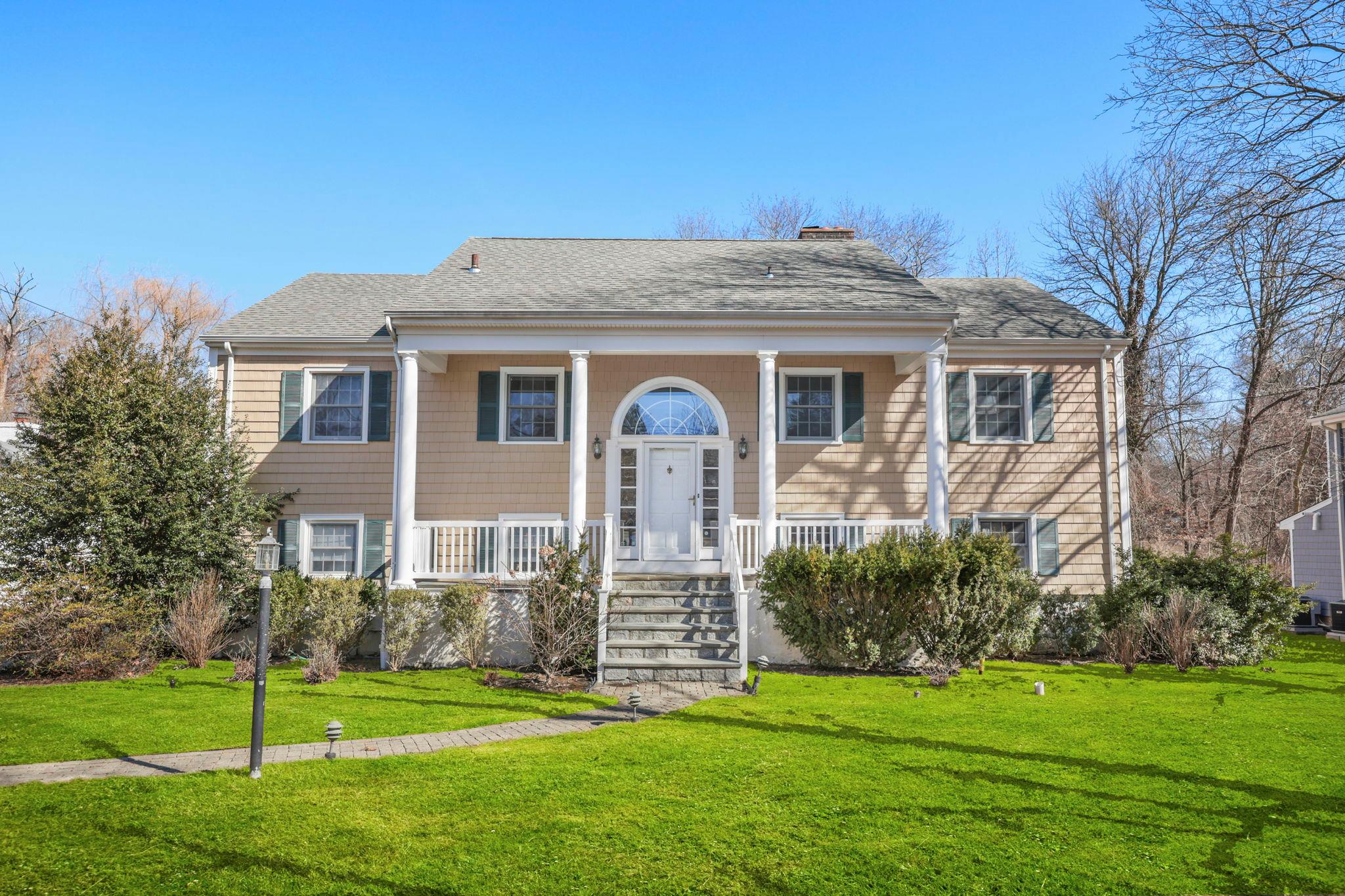 58 Rock Ridge Drive, Rye Brook, New York image 2