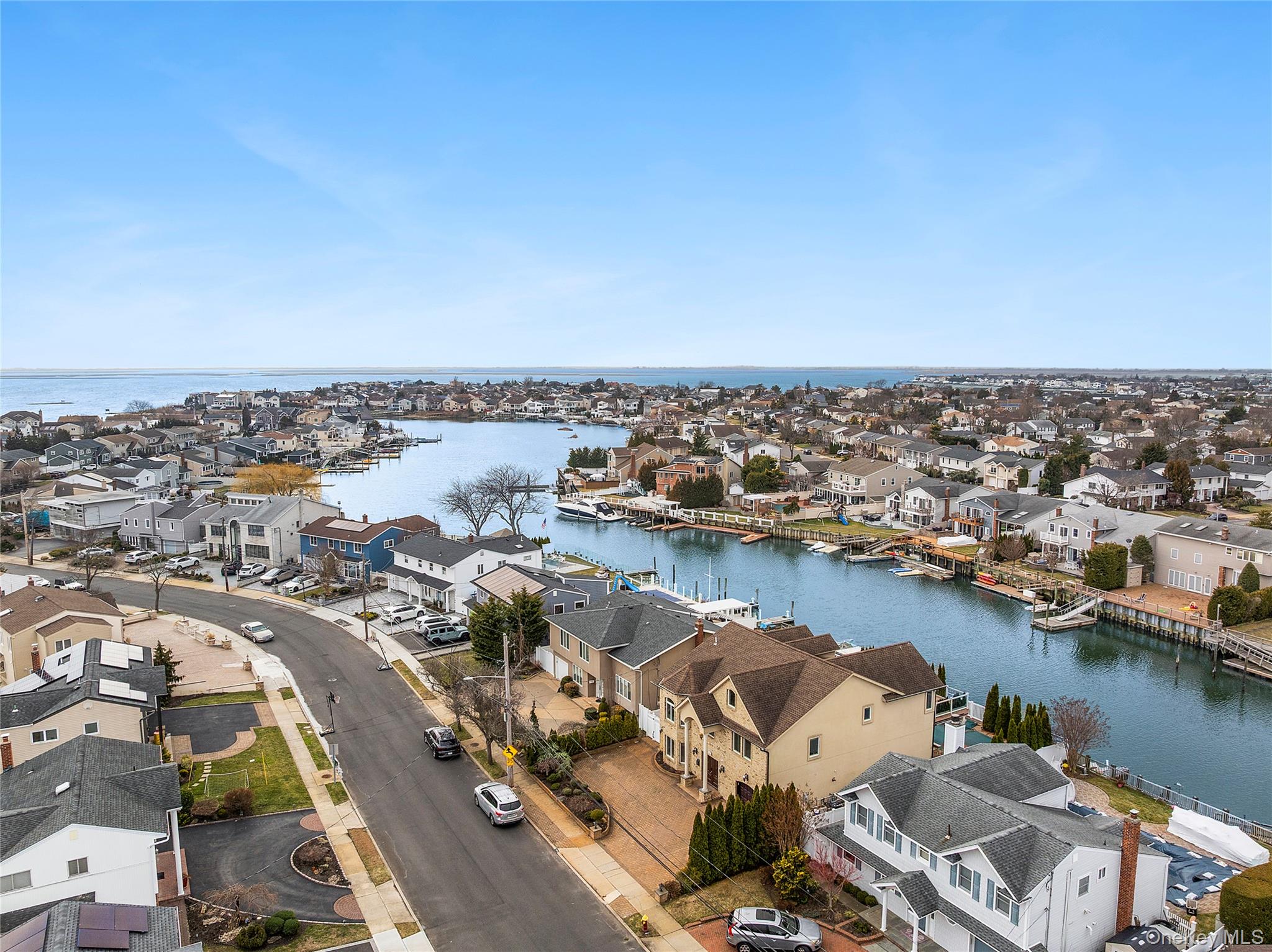 2904 Riverside Drive