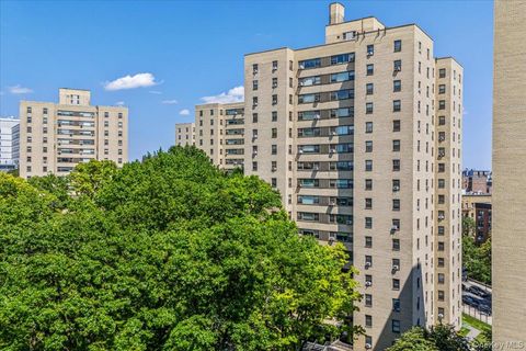 Homes For Sale - 7 Fordham Hill Ova Oval #7G<br/> Bronx, NY 10468